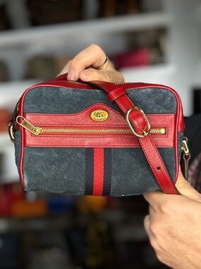 GUCCI SUEDE CAMERA BAG